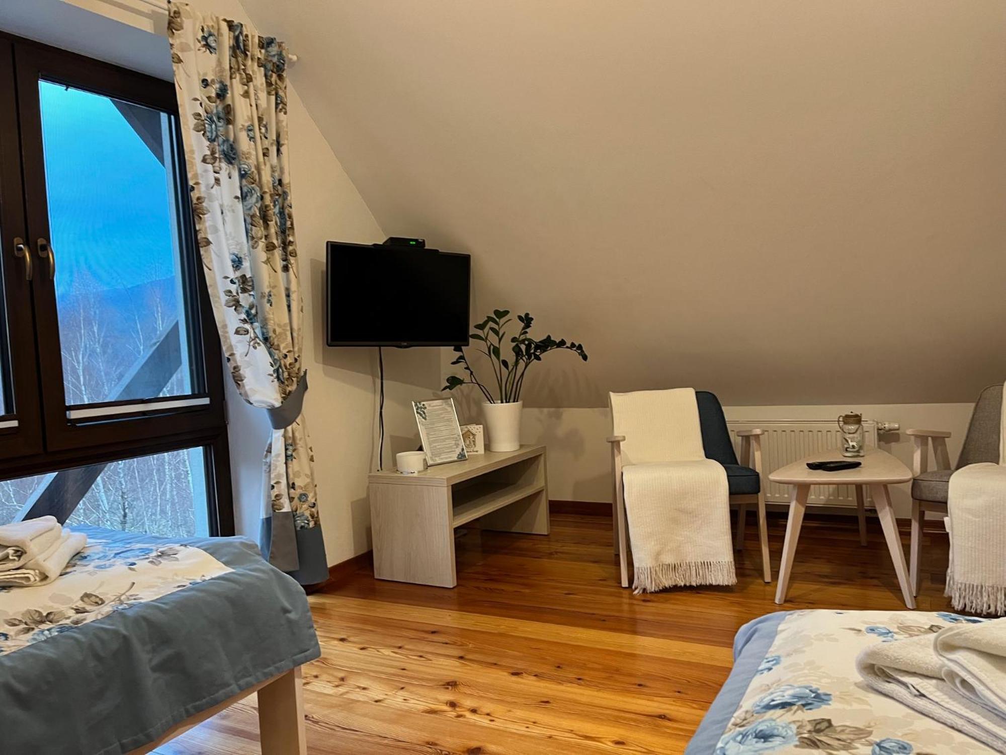 Apartamety I Pokoje Goscinne Na Jaskolczej Świeradów-Zdrój Εξωτερικό φωτογραφία